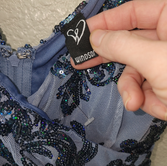 Blue Sequin Bodycon Mini Dress Size Small Windsor - Picture 9 of 10